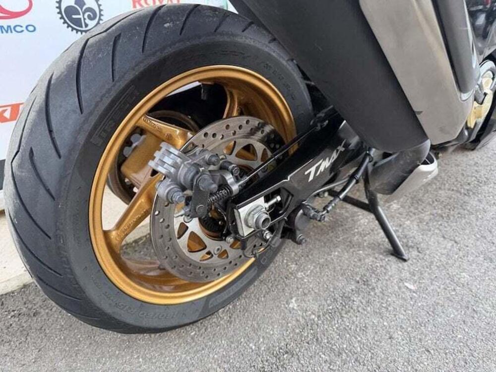 Yamaha T-Max 530 DX (2017 - 19) (2)