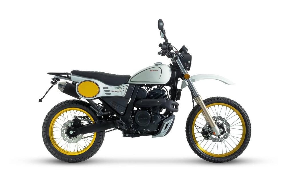 Swm Silver Vase 650 T (2025 - 26) (2)