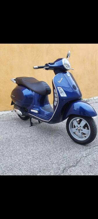 Vespa Granturismo 200l