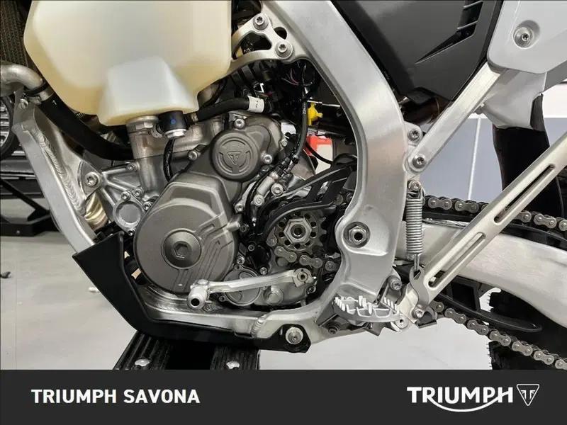 Triumph TF 250-E (2026) (5)
