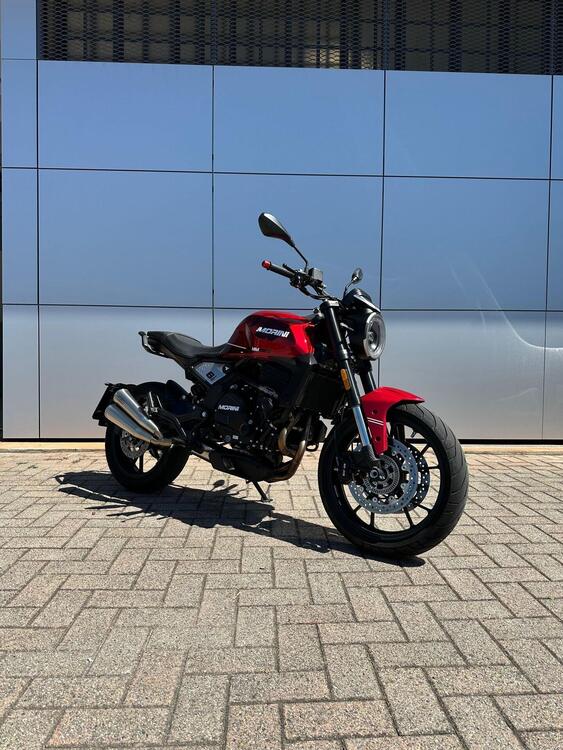 Moto Morini SEIEMMEZZO STR (2022 - 25) (5)