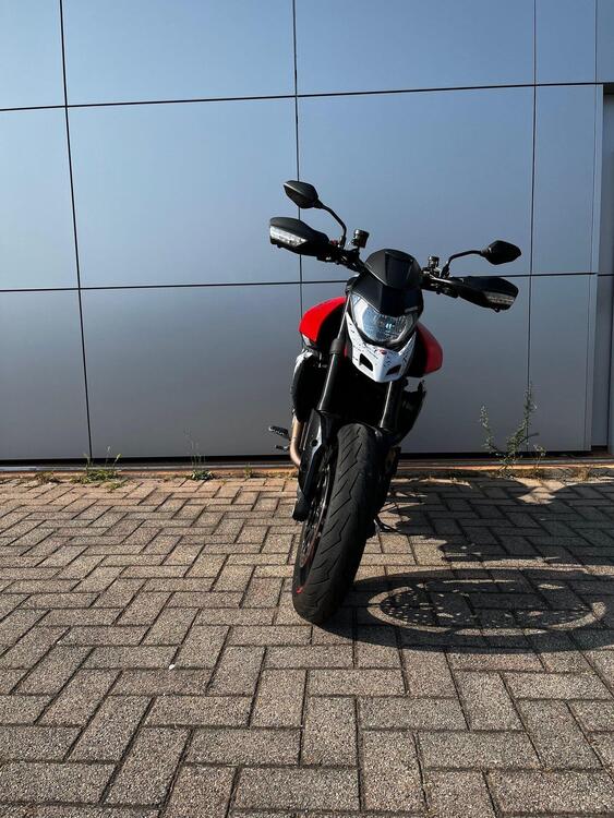 Ducati Hypermotard 950 RVE (2022 - 25) (3)