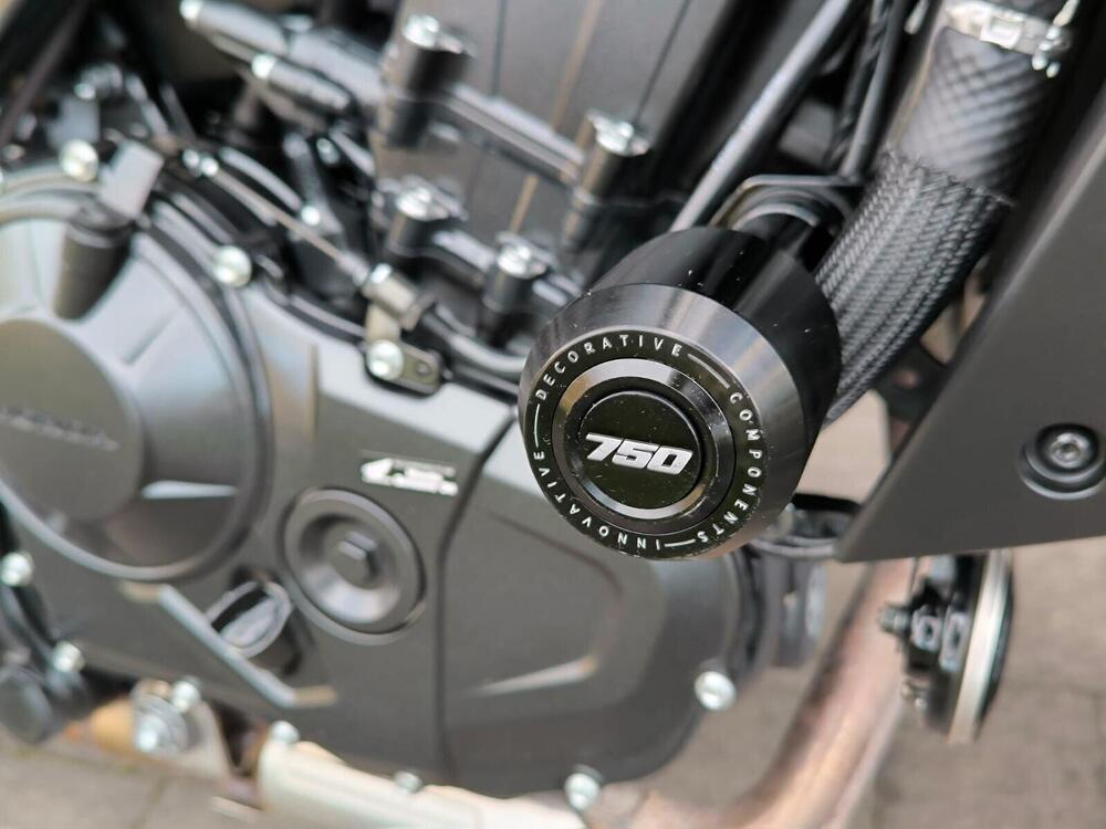 Honda CB 750 Hornet (2023 - 24) (4)