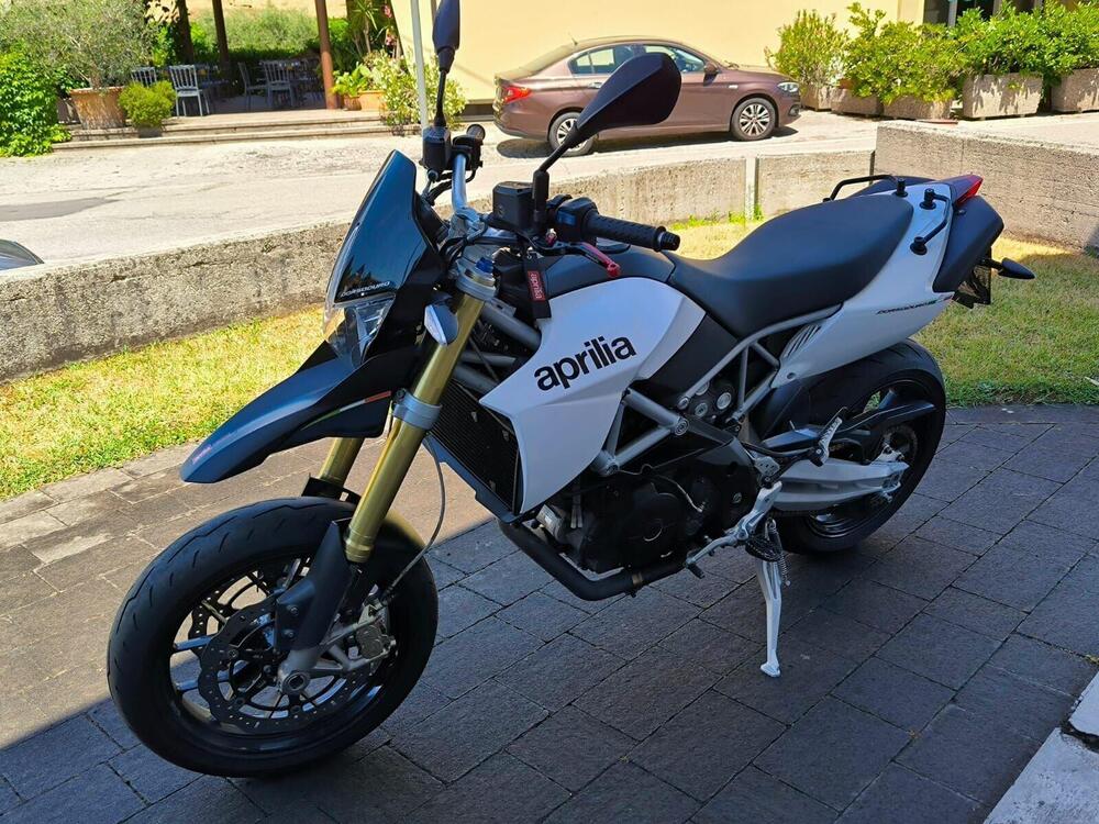 Aprilia Dorsoduro 750 ABS (2009 - 17) (2)
