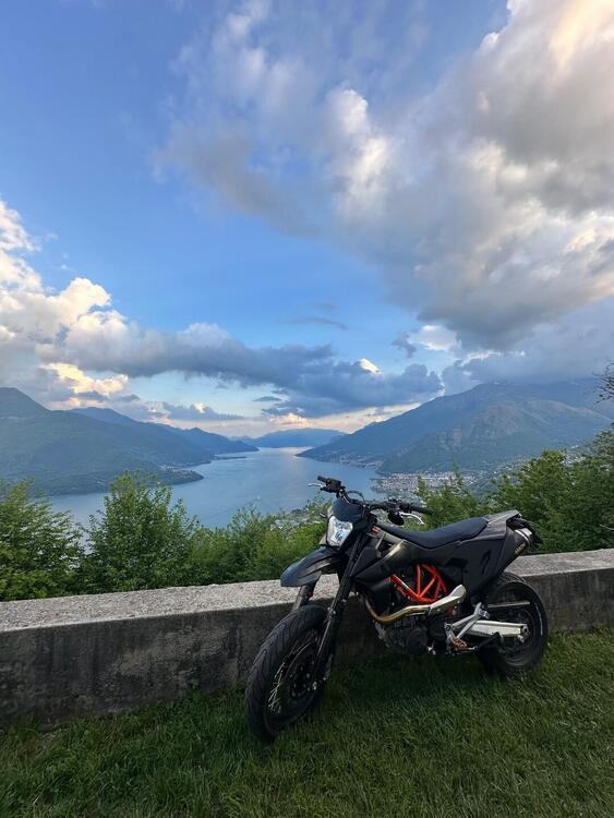 KTM 690 SMC R (2023 - 25) (2)