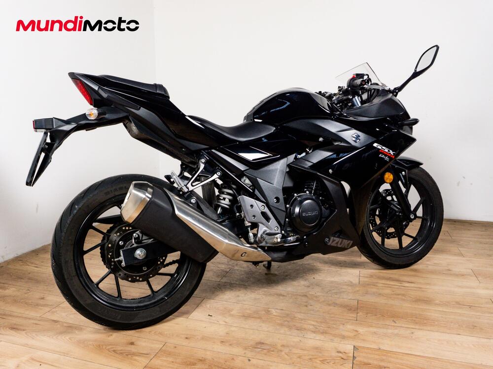 Suzuki GSX R 250 (2017 - 20) (3)