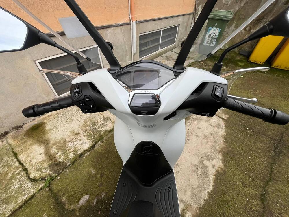 Honda SH 150i (2024 - 25) (5)