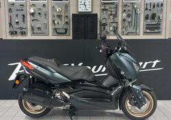 Yamaha X-Max 300 Tech Max (2021 - 24) usata