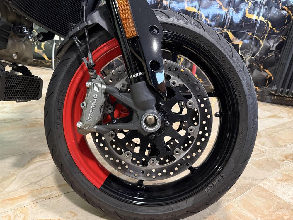 Ducati Hypermotard 950 RVE (2022 - 25) (5)