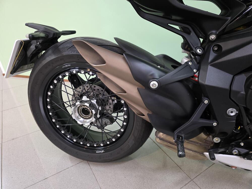 MV Agusta Dragster 800 RR (2021 - 23) (5)