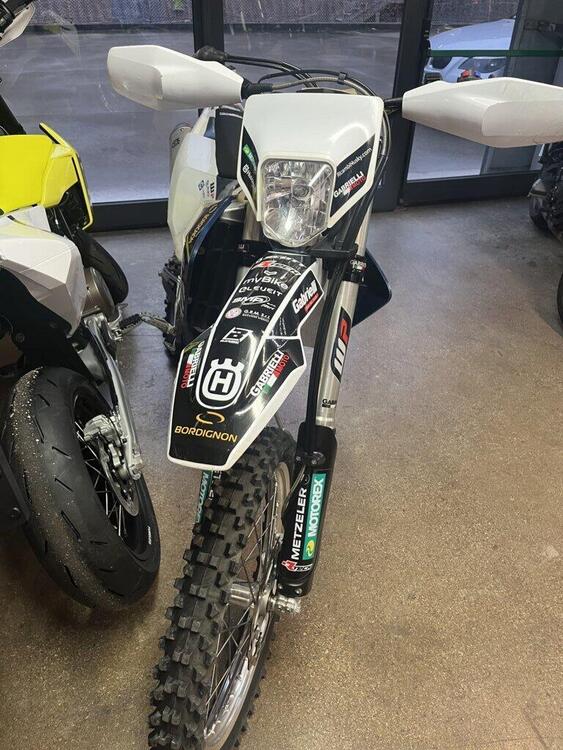 Husqvarna FE 350 (2018) (2)