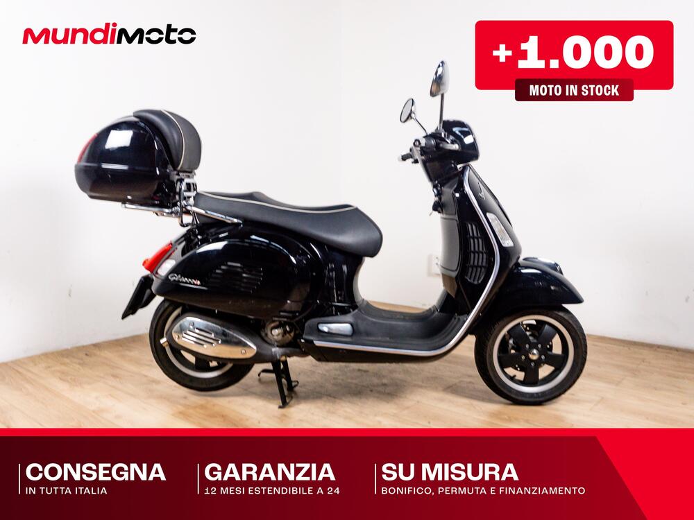 Vespa GTS 300 Hpe Touring (2019)