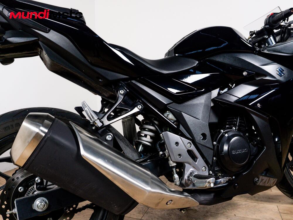 Suzuki GSX R 250 (2017 - 20) (4)