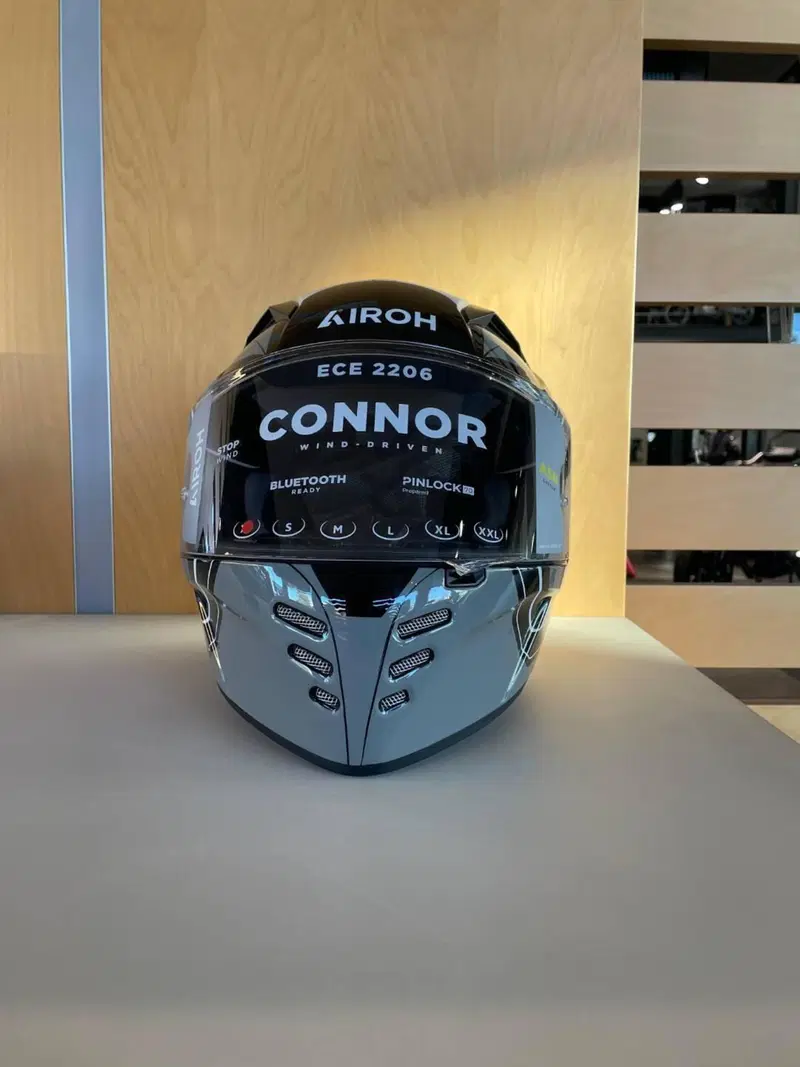 CONNOR DUNK Airoh