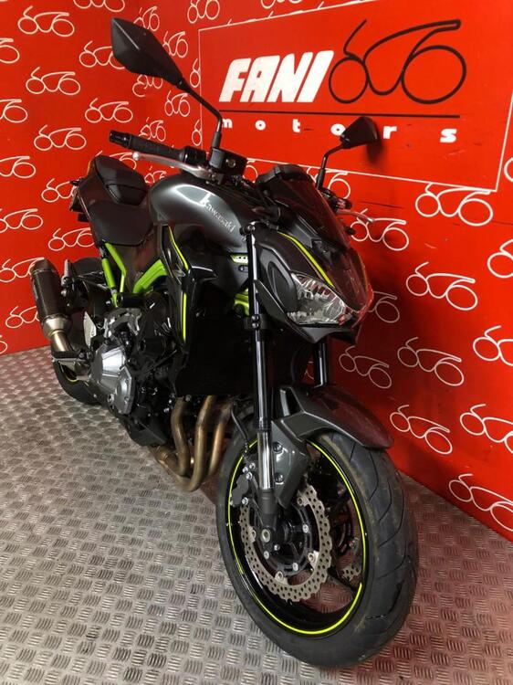 Kawasaki Z 900 (2017 - 18) (2)
