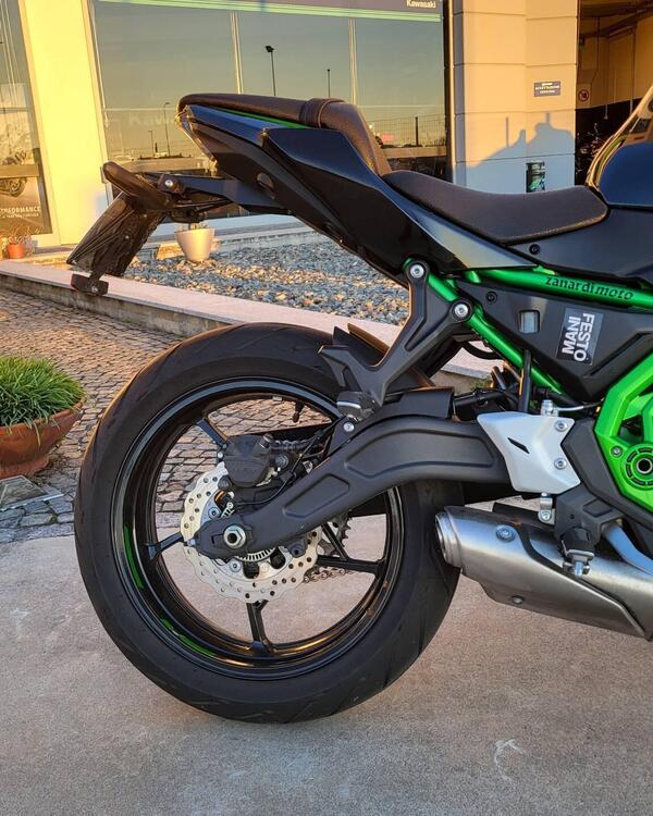 Kawasaki Z 650 (2025 - 26) (3)