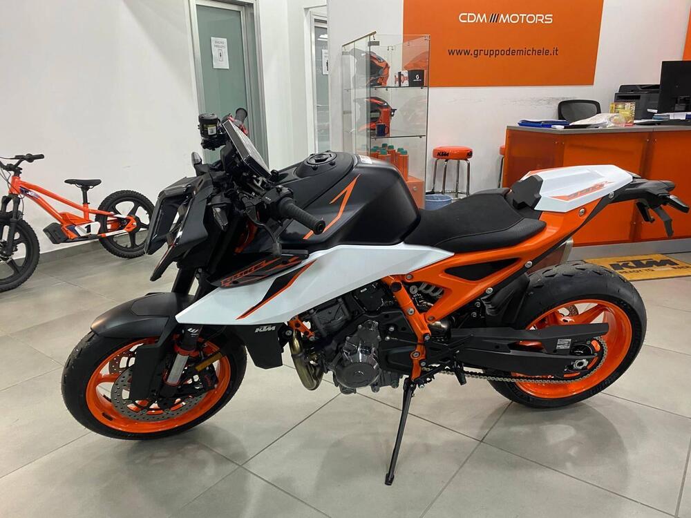 KTM 990 Duke R (2026) (3)