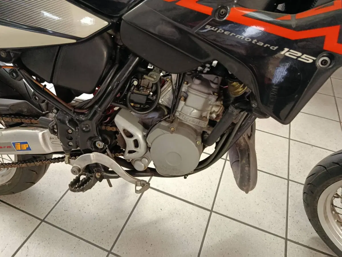 Aprilia MX 125 (2003 - 08) (6)