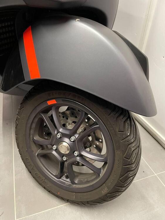 Vespa GTS 300 (2023 - 24) (3)