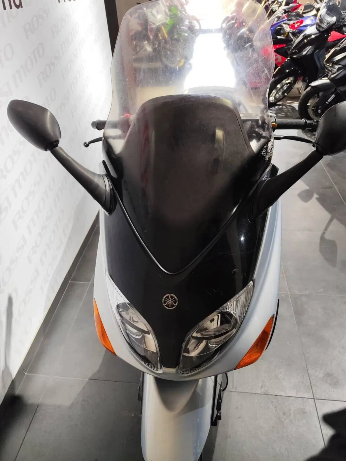 Yamaha T-Max 500 (2001 - 03) (7)