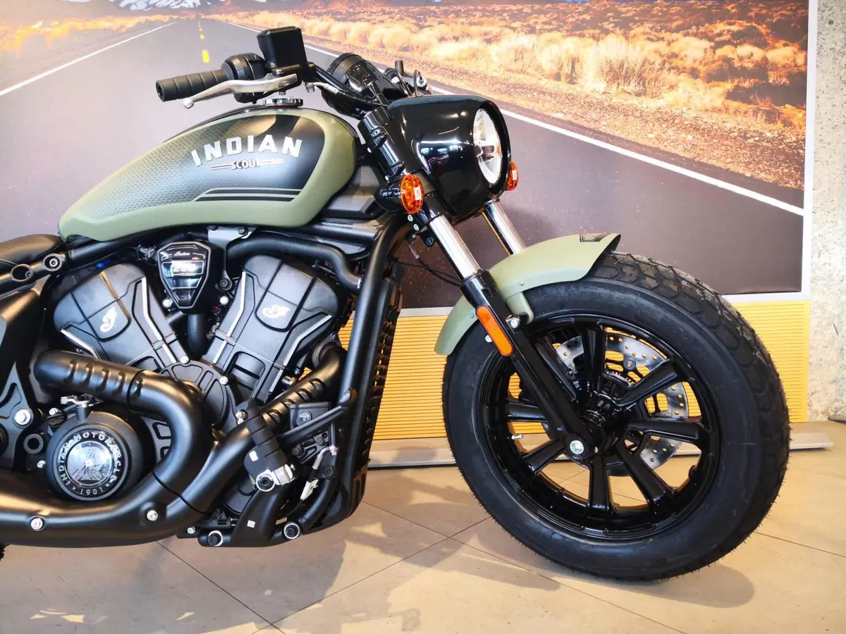Indian Scout 1250 Bobber Limited + Tech (2025 - 26) (4)