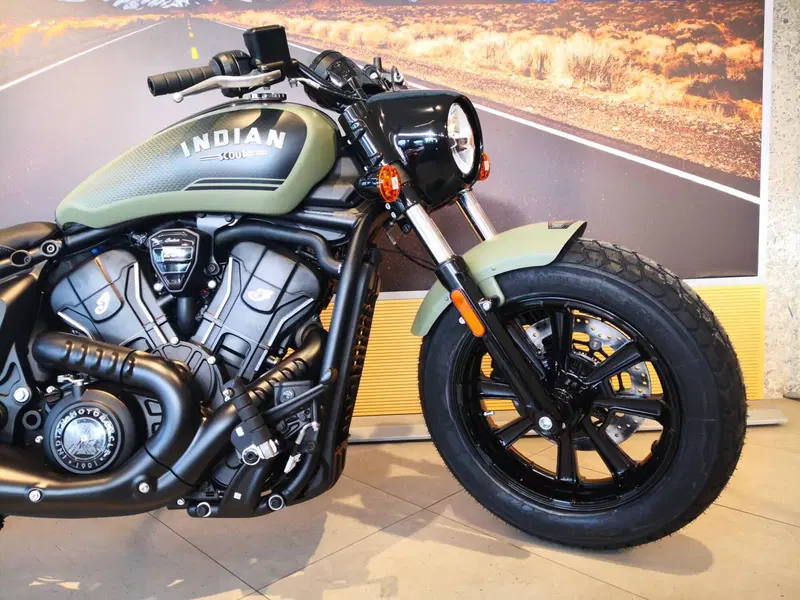 Indian Scout 1250 Bobber Limited + Tech (2025 - 26) (4)