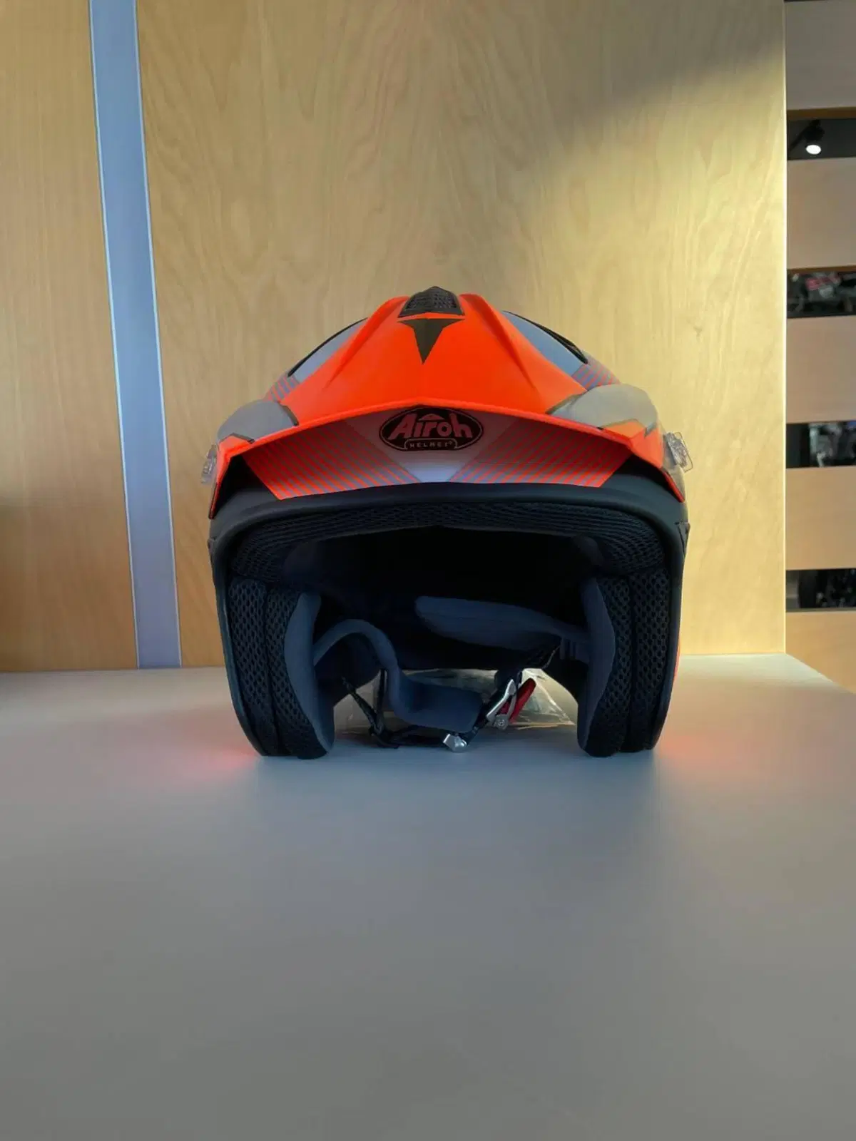 TTR S ORANGE Airoh