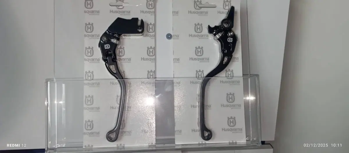 COPPIA LEVE ANTIROTTURA IN CNC Husqvarna