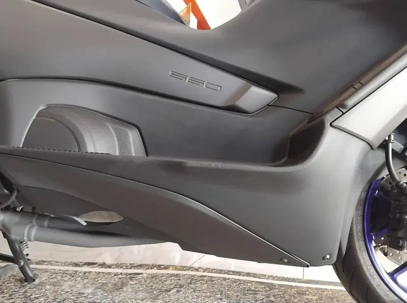 Yamaha T-Max 560 (2022 - 24) (8)