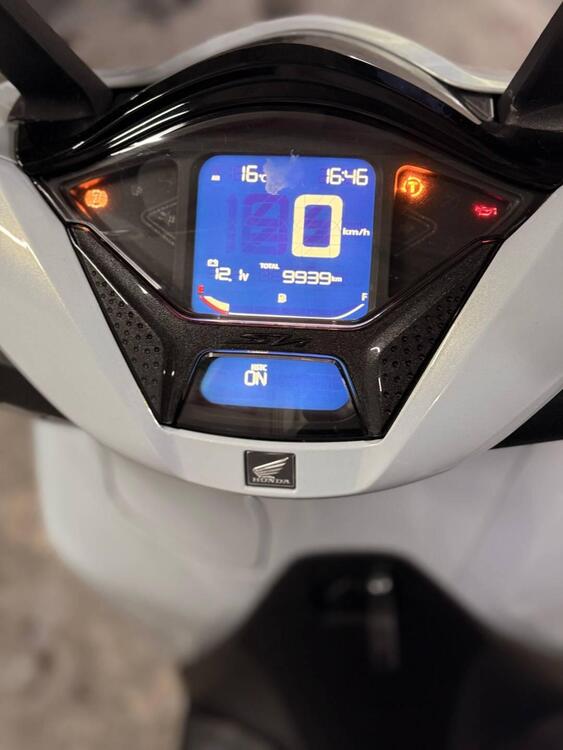 Honda SH 350i GT (2025) (5)