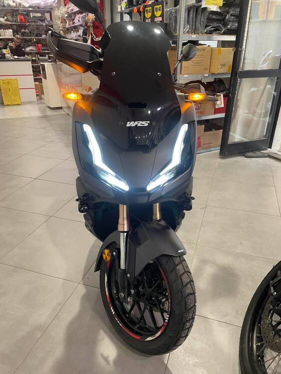 Honda ADV 350 (2022 - 24) (2)