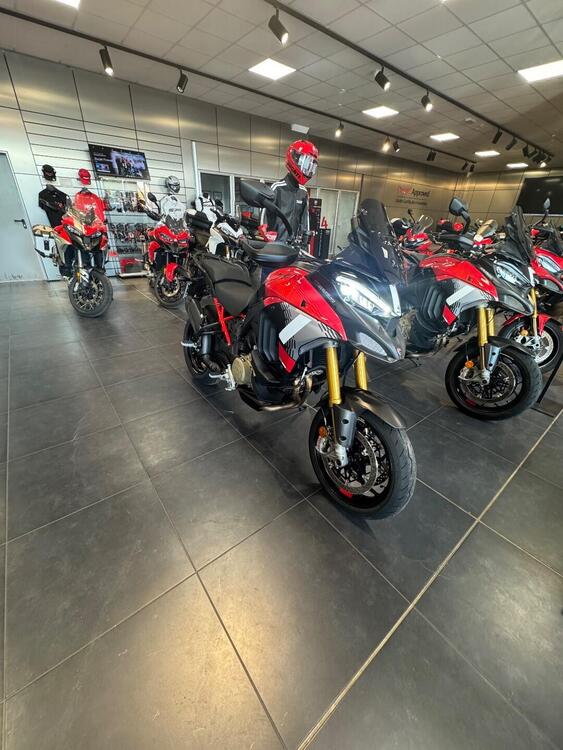 Ducati Multistrada V4 Pikes Peak (2025)