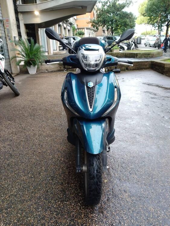 Piaggio Beverly 300 ABS-ASR (2021 - 25) (3)