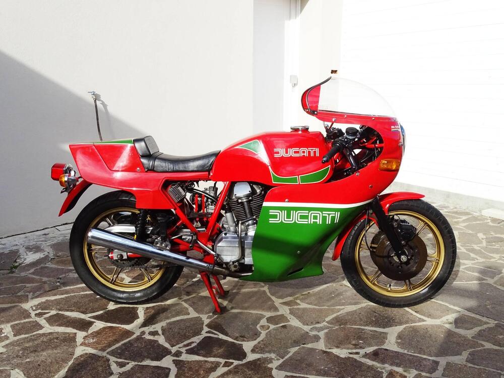 Ducati 900 MHR  Mike Hailwood Replica (4)