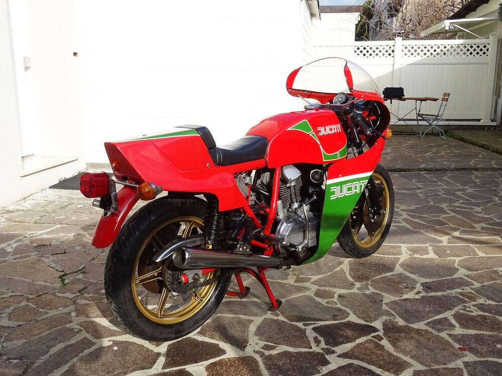 Ducati 900 MHR  Mike Hailwood Replica (5)