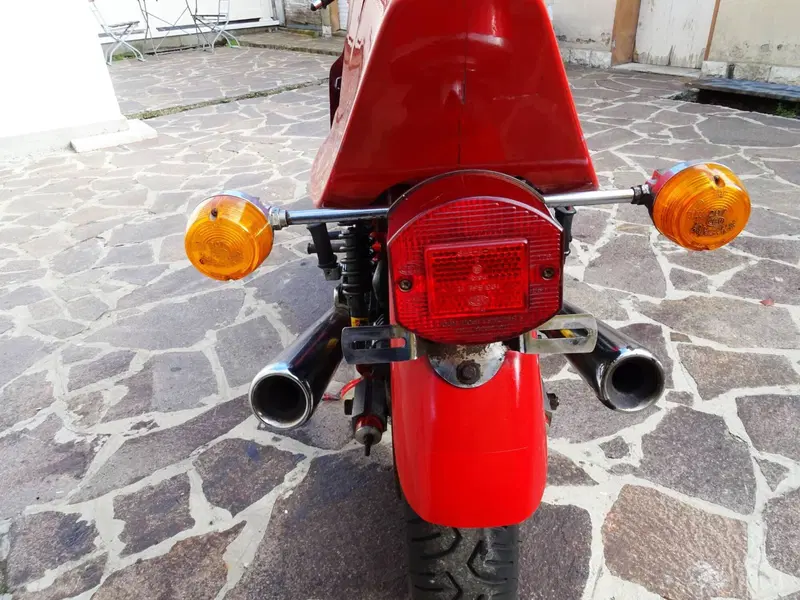 Ducati 900 MHR  Mike Hailwood Replica (11)