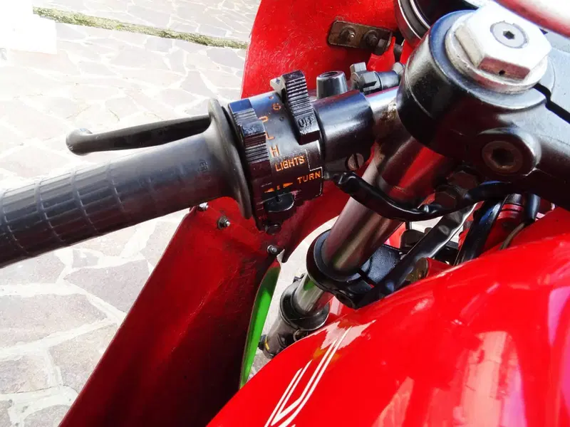 Ducati 900 MHR  Mike Hailwood Replica (18)