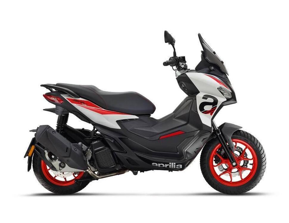 Aprilia SR GT 125 Sport (2025) (2)