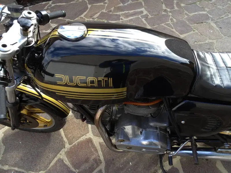 Ducati 900 SS  (10)