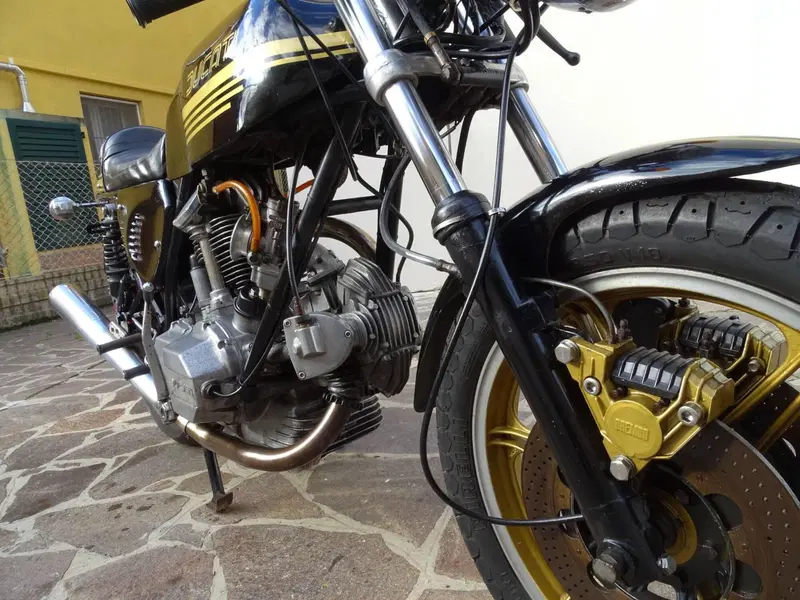 Ducati 900 SS  (15)
