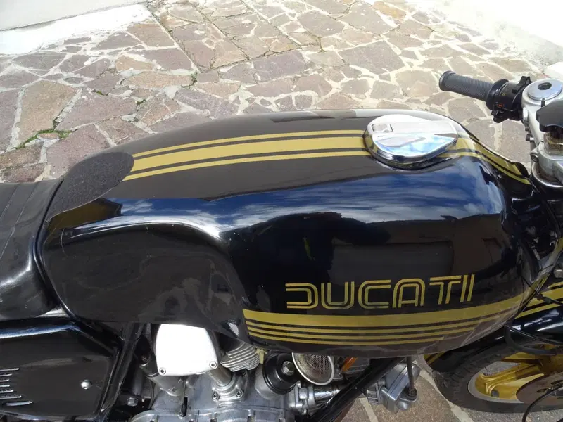 Ducati 900 SS  (19)