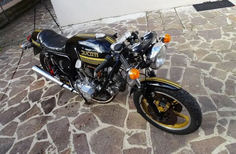 Ducati 900 SS  (20)