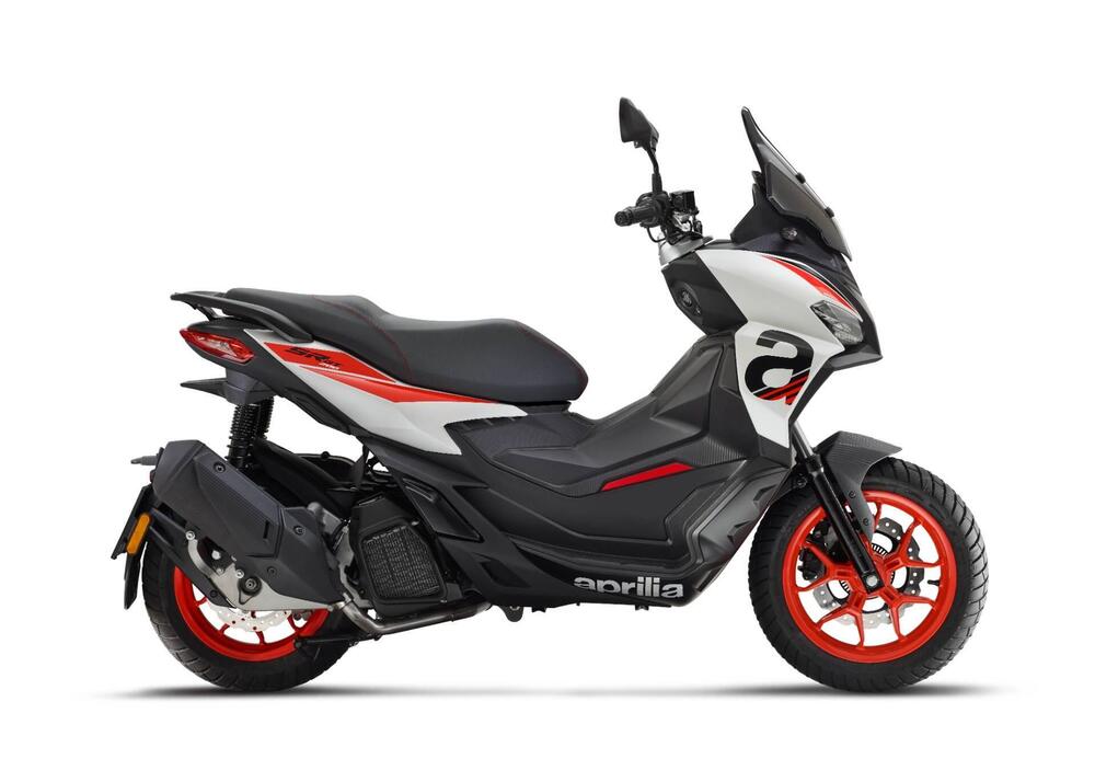 Aprilia SR GT 200 Sport (2025)