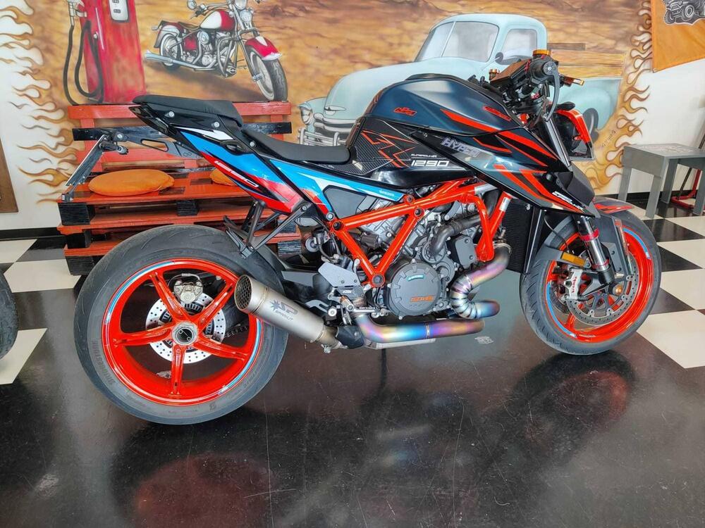 KTM 1290 Super Duke R (2022 - 23) (5)