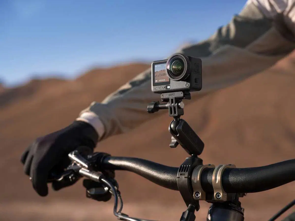 Osmo Action 6, la prima action cam di DJI ad apertura variabile (15)