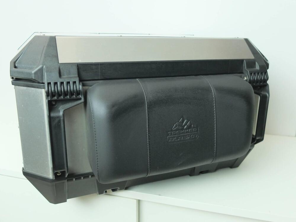 Valigia Givi destra Trekker Alaska 36 litri (4)