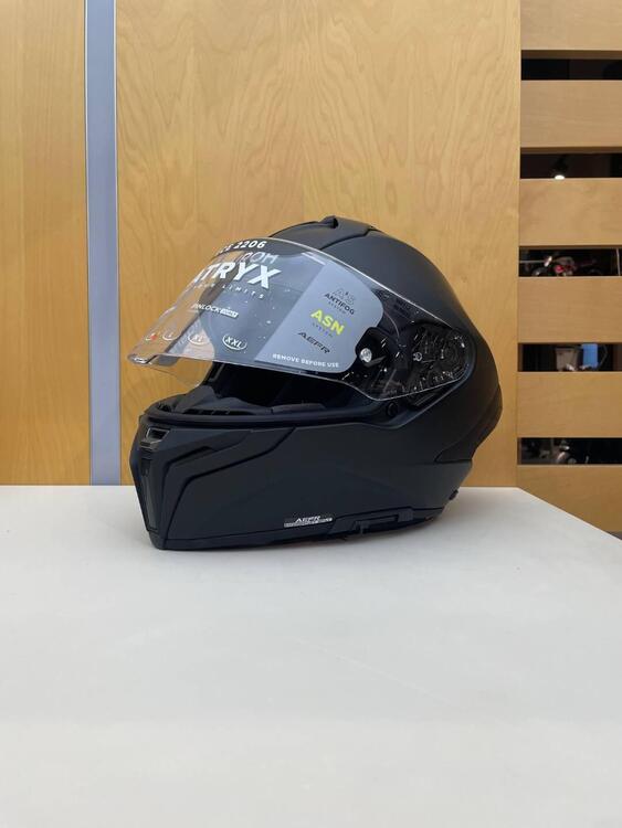 MATRYX BLACK MATT Airoh (2)