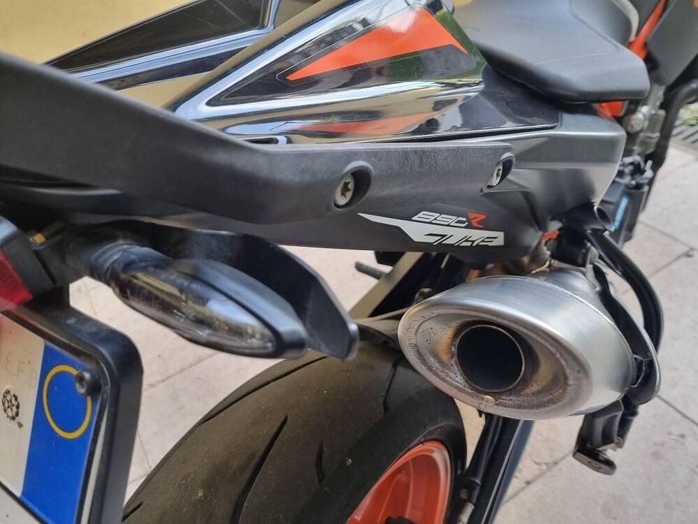 KTM 890 Duke R (2021) (3)