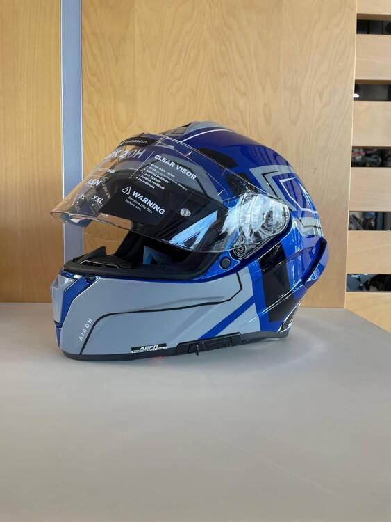 SPARK 2 BLUEGLOSS Airoh (3)