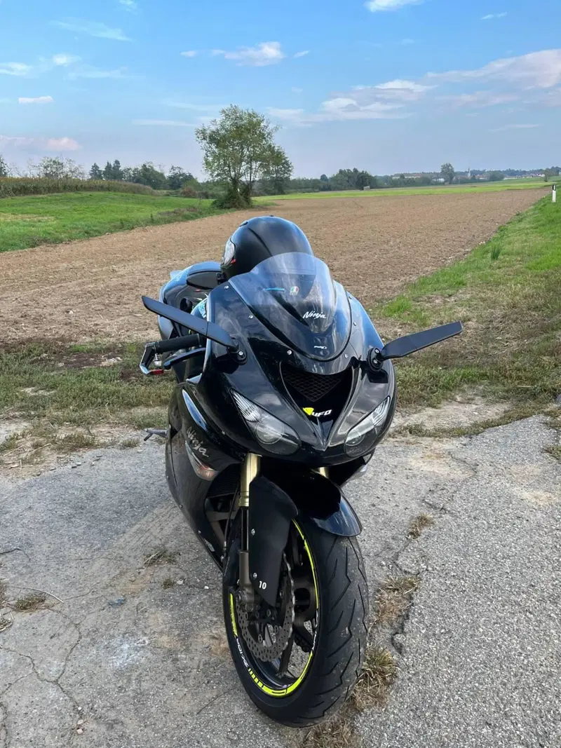 Kawasaki Ninja 1000 ZX-10R (2006 - 07) (3)
